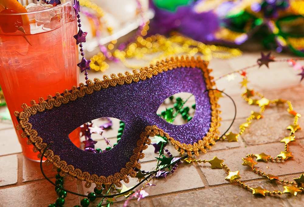 Mari Gras Mask and Drink