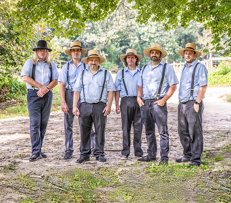 The Amish Outlaws